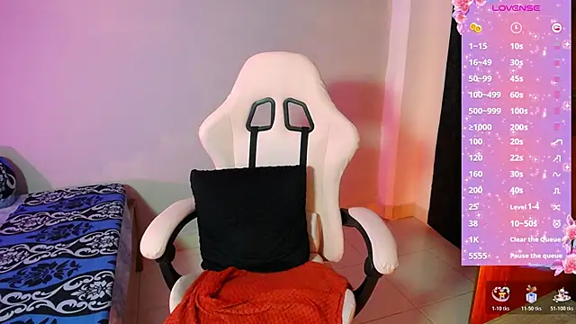 Snapshot of diabliita_ chatting on 11.29.25 diabliita online show from 11.29.25