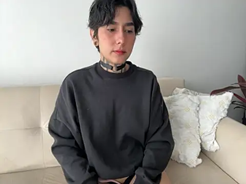 DaisyEmily online show from 04.17.26