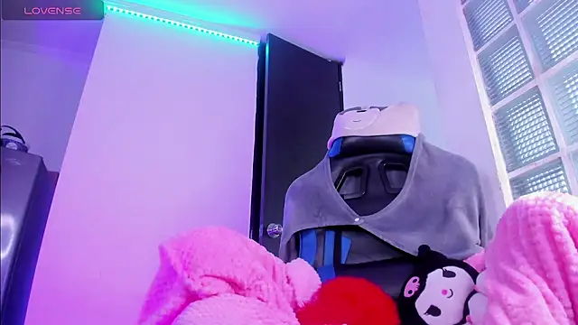 Snapshot of Sweet-SharoKitty chatting on 11.02.25 Sweet-SharoKitty online show from 11.02.25