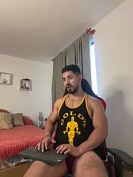 Ezzio Scolaro online show from 03.25.26