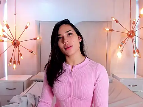 Snapshot of GeorginaFit chatting on 03.04.26 GeorginaFit online show from 03.04.26