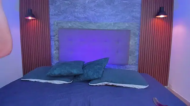 Sam Clark online show from 10.07.25