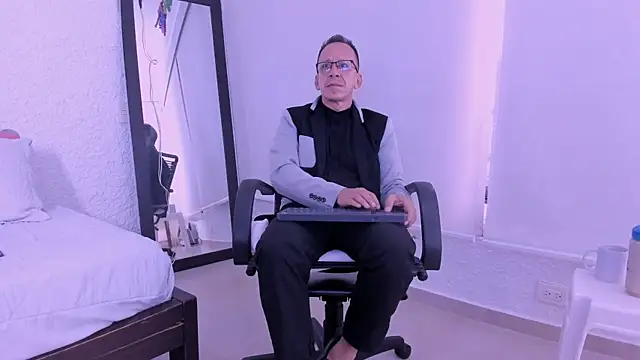  axelking  online show from 03.02.26