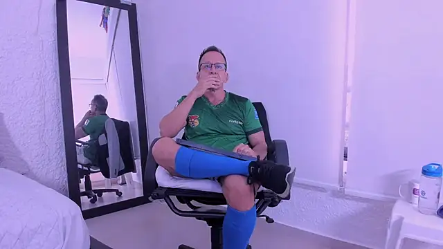  axelking  online show from 03.04.26