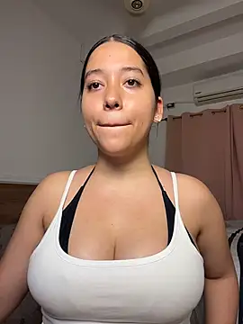 Nhefertary online show from 04.15.26