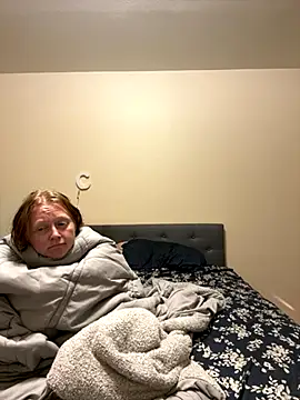 Snapshot of sunshinemielos chatting on 10.07.25 sunshinemielos online show from 10.07.25