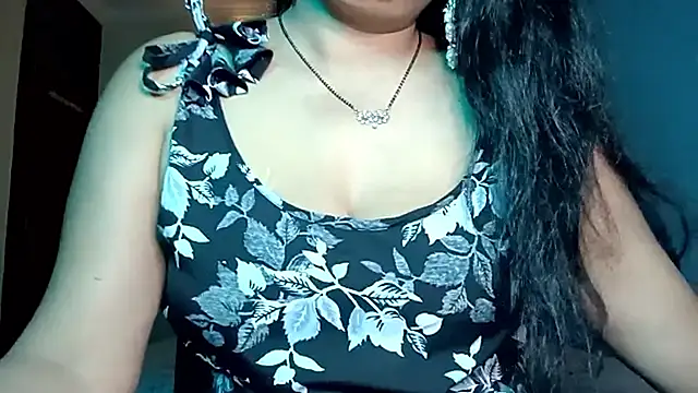 horny milf couple online show from 04.10.26