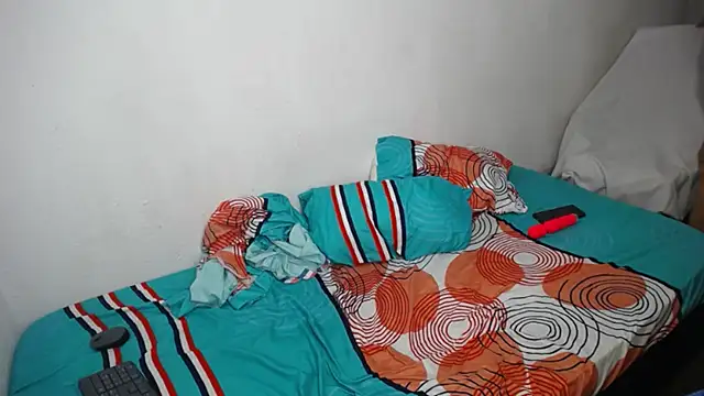 babyperla hot online show from 10.15.25