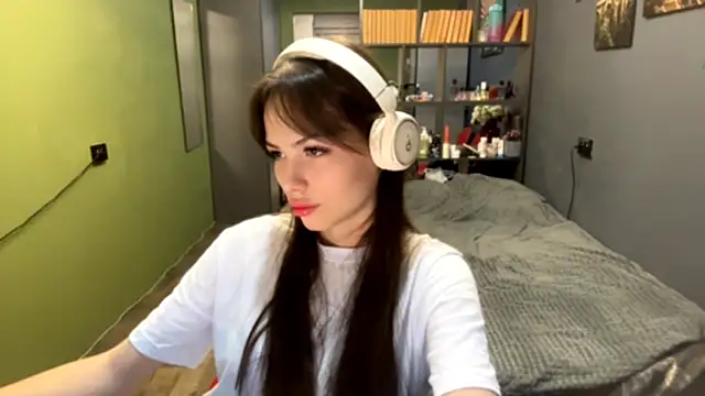 MysticAlisa online show from 10.16.25