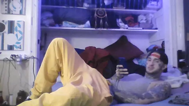 SWAGGDaddy93 online show from 03.18.26