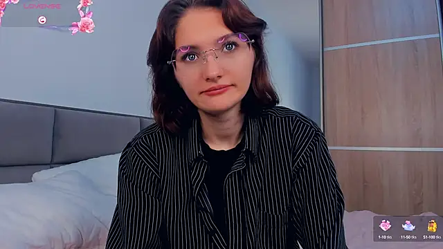 LorrieDegonia online show from 10.14.25