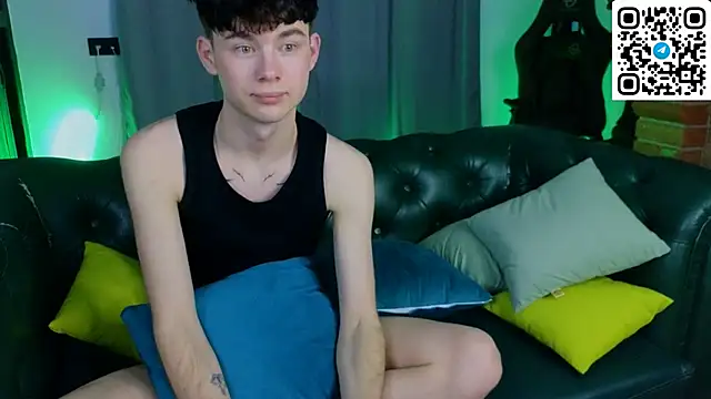 Cute Mike online show from 03.02.26