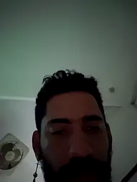 Snapshot of Fetichistahard chatting on 10.23.25 Fetichistahard online show from 10.23.25