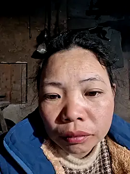 miomio-12 online show from 11.18.25