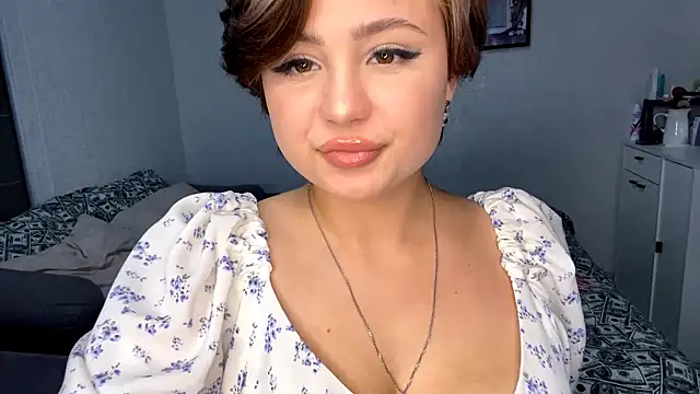 LunaMoonstar online show from 10.09.25