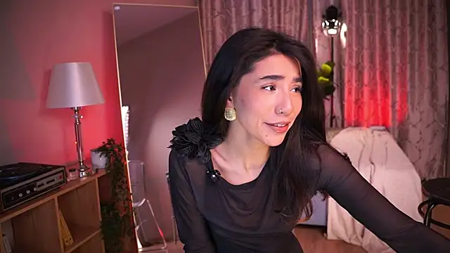 Snapshot of YokoKoko_ chatting on 02.13.26 YokoKoko online show from 02.13.26