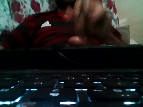 Snapshot of brunnosilva30 chatting on 10.30.25 brunnosilva30 online show from 10.30.25