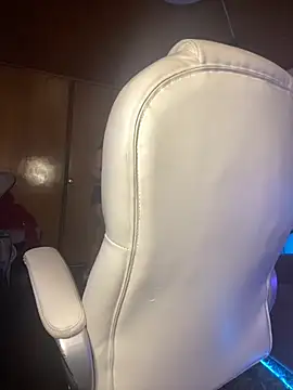 Emmi boobs online show from 10.07.25