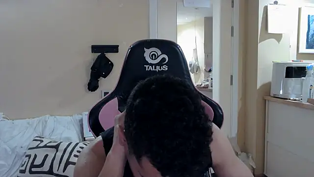 junokun22 online show from 10.25.25