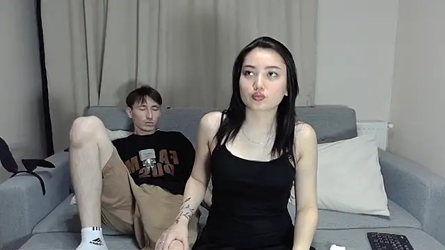 KyleAndJulia online show from 10.09.25