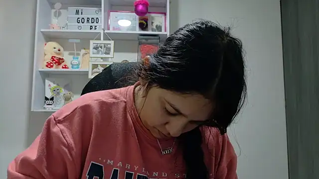 Snapshot of KOREN_JALAA chatting on 06.18.26 KOREN JALAA online show from 06.18.26