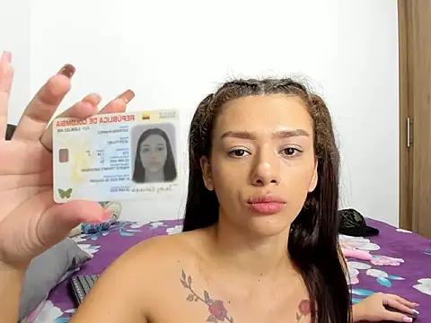 britney london x online show from 11.28.25