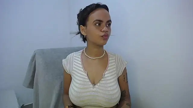 Keyli sweet online show from 11.18.25