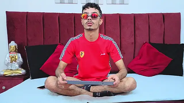 Timothe Evans online show from 10.11.25