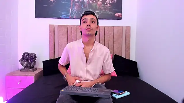 Timothe Evans online show from 11.15.25