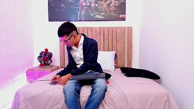 Timothe Evans online show from 11.20.25