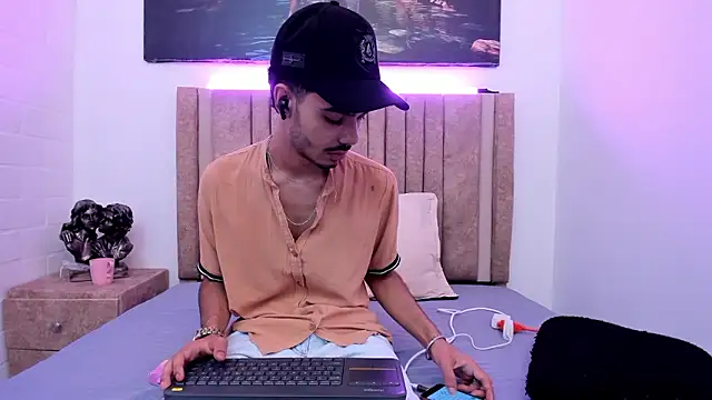 Timothe Evans online show from 01.10.26