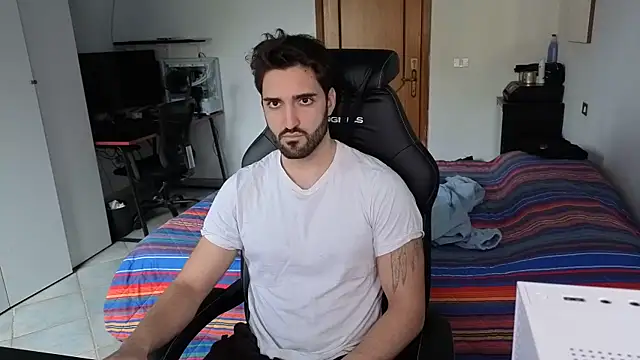 Snapshot of Al3xox02 chatting on 02.28.26 Al3xox02 online show from 02.28.26