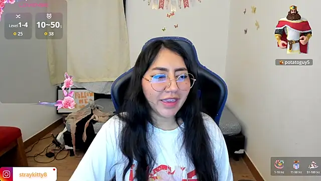 LoveLyy- online show from 11.28.25