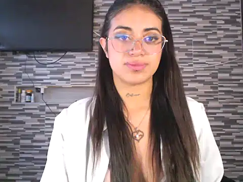 Snapshot of Carla_Bennett__ chatting on 10.15.25 Carla Bennett   online show from 10.15.25