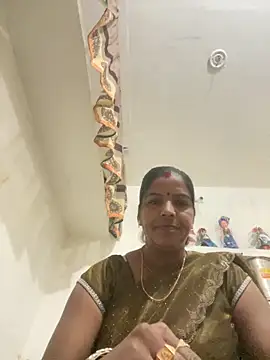 Snapshot of Sapnahot34 chatting on 11.06.25 Sapnahot34 online show from 11.06.25