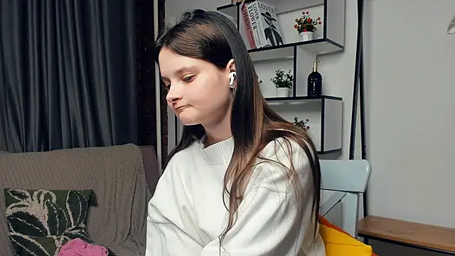 SkyDoll online show from 10.06.25