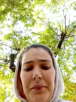 Beatrice1905 online show from 10.21.25