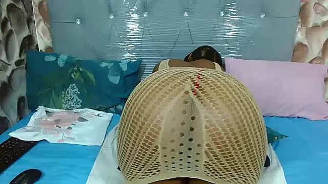 Bigboobsbooty online show from 02.12.26