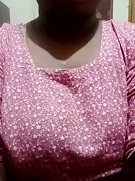 ayesha0001122 online show from 12.17.25