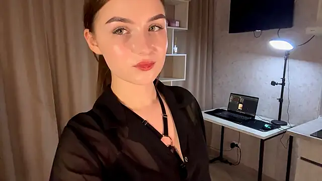 RinaModel online show from 11.19.25