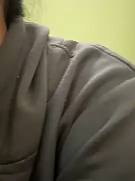 Beautiful Eye online show from 12.20.25