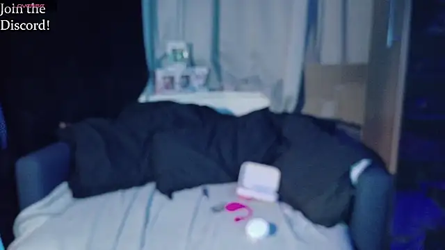 venusflytrapped online show from 02.12.26