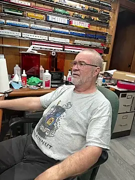 Snapshot of Jcaspen chatting on 04.19.26 Jcaspen online show from 04.19.26