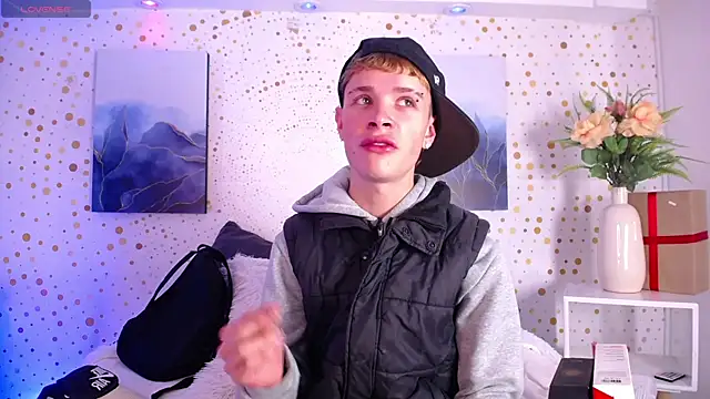 Snapshot of JackFrosst chatting on 01.19.26 JackFrosst online show from 01.19.26