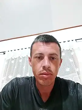 Snapshot of Kj_amores chatting on 10.28.25 Kj amores online show from 10.28.25