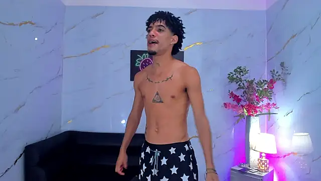 Snapshot of Justin_rain chatting on 10.12.25 Justin rain online show from 10.12.25