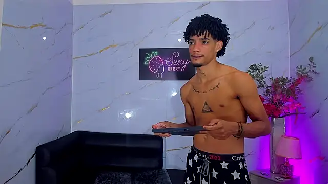 Snapshot of Justin_rain chatting on 10.19.25 Justin rain online show from 10.19.25