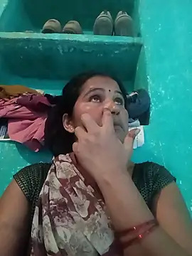 Snapshot of Nm_sanjna chatting on 05.18.26 Nm sanjna online show from 05.18.26