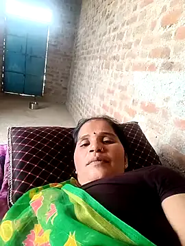 Snapshot of Nm_sanjna chatting on 06.09.26 Nm sanjna online show from 06.09.26