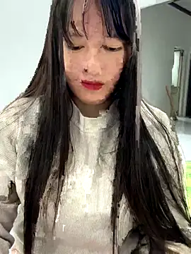 Snapshot of TrangNemo chatting on 11.13.25 TrangNemo online show from 11.13.25